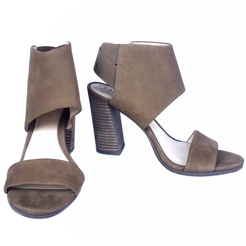 Vince Camuto Keisha Suede Tan Open Toe Chunky Heel Sandal EUC 8M